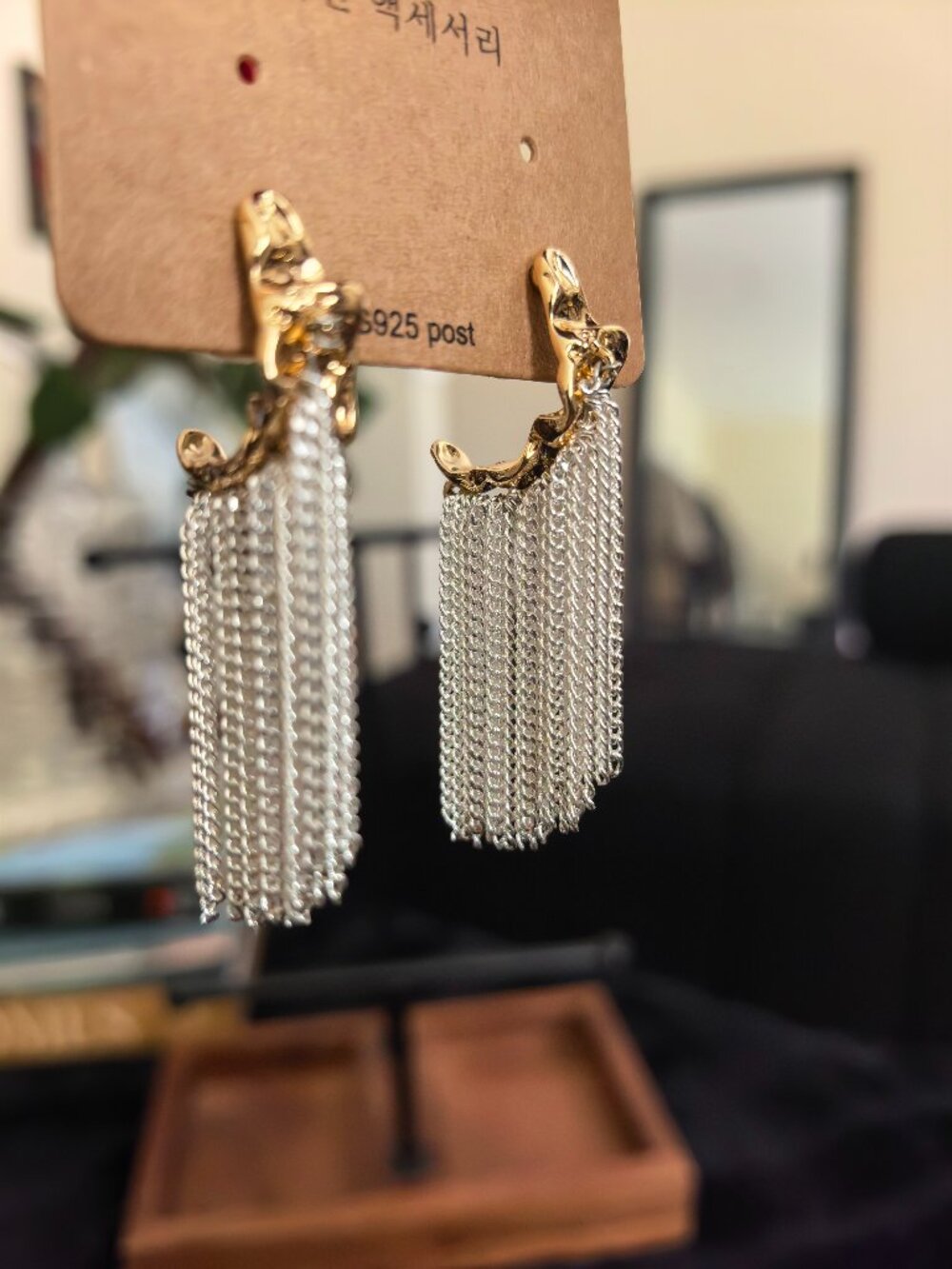 earrings - Picture 2 of 3
